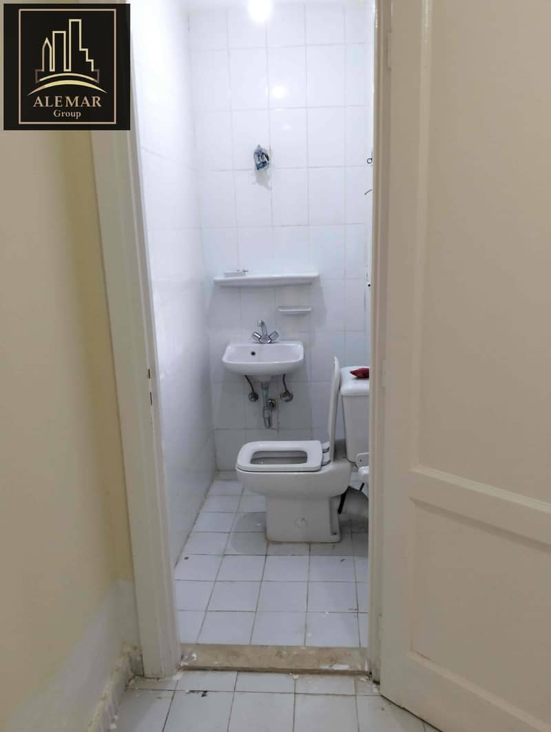 14 2915e0f0-47bc-4e74-bf30-2983c3d9e395. jpg