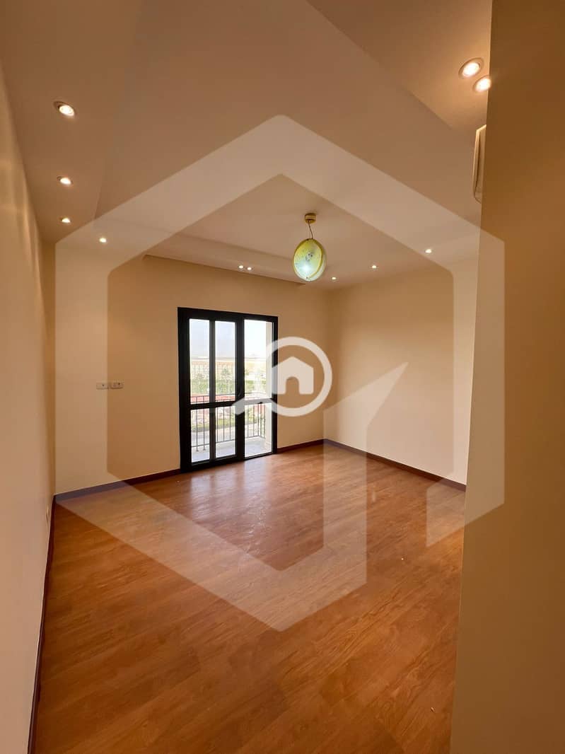 6 Courtyard Sodic 6. jpg