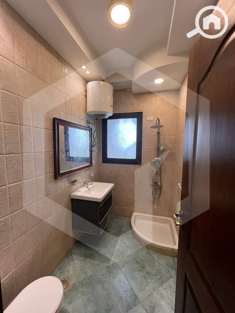 12 Courtyard Sodic 12. jpg