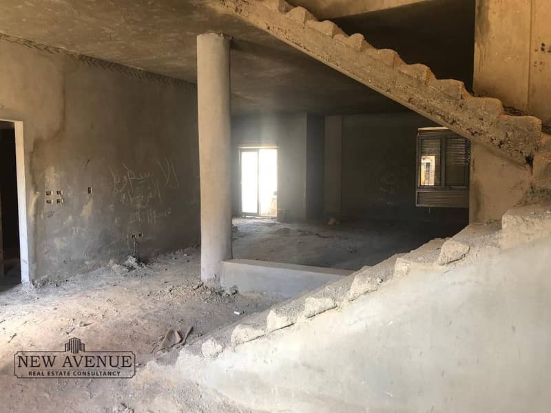 5 WhatsApp Image 2025-12-08 at 13.49. 19_59bca539. jpg