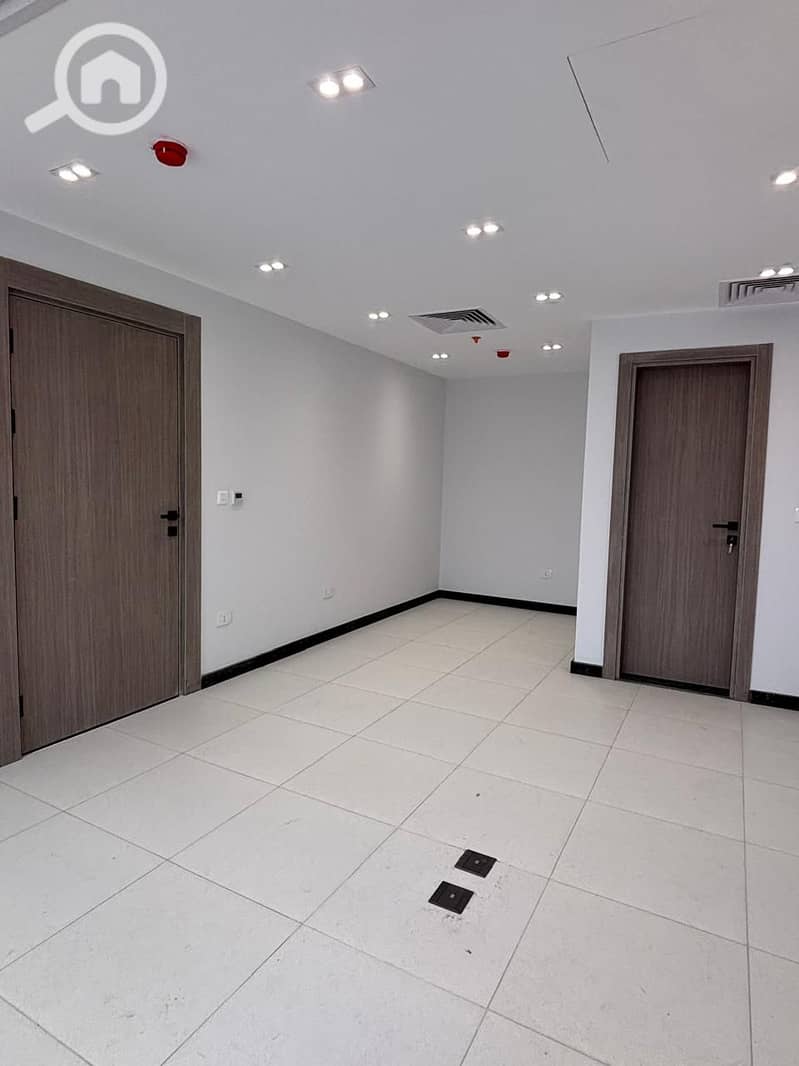 4 WhatsApp Image 2025-12-08 at 9.51. 08 PM (3). jpeg