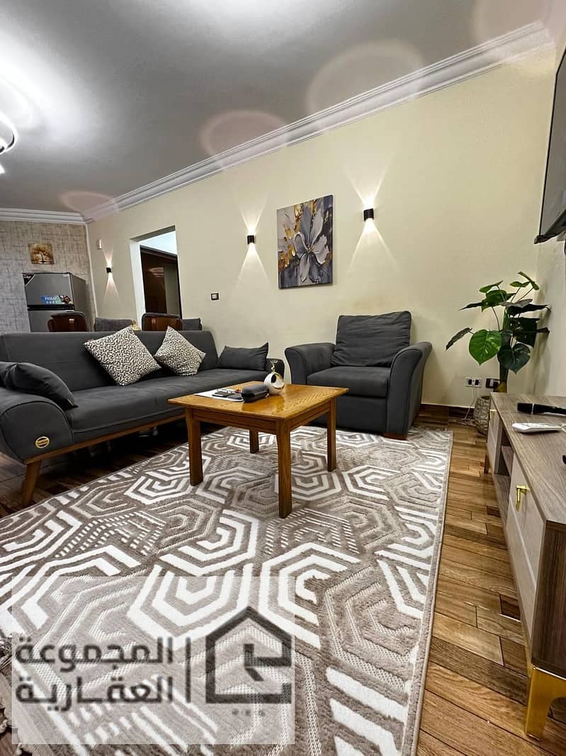 b7bab3c9-f549-4292-958b-1b60492474af. jpg b7bab3c9-f549-4292-958b-1b60492474af. jpg