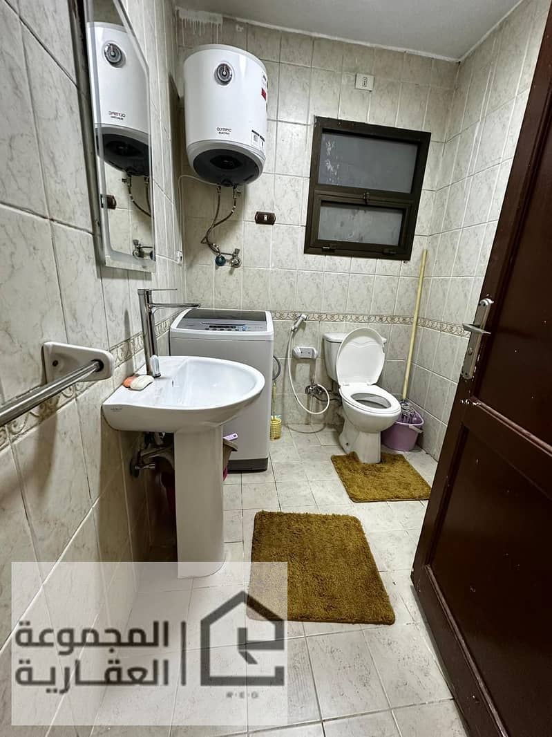 8 31fdc279-ac76-406a-b7fb-94c8f28bd99a. jpg