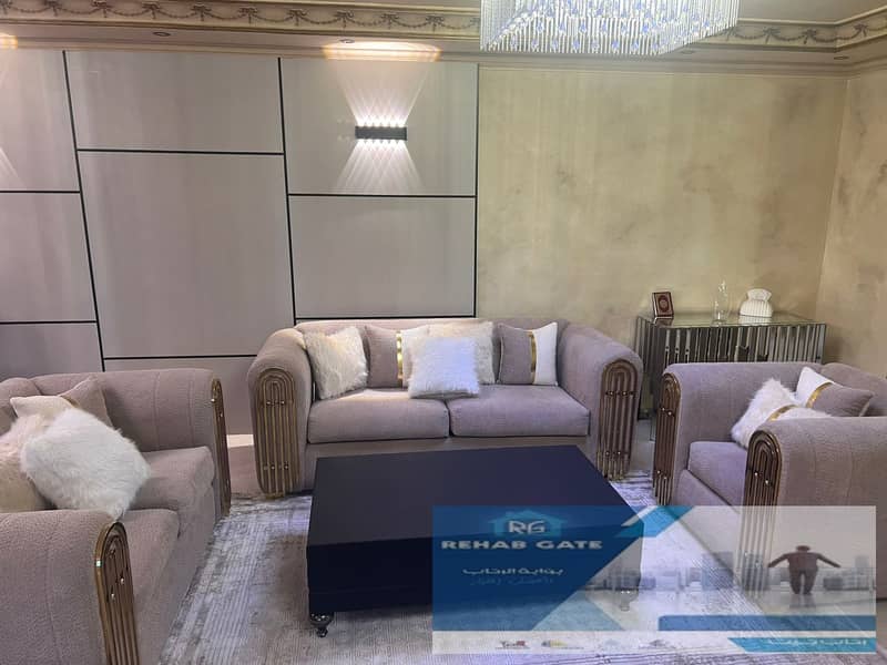 4 WhatsApp Image 2025-12-09 at 02.12. 31 (2). jpeg