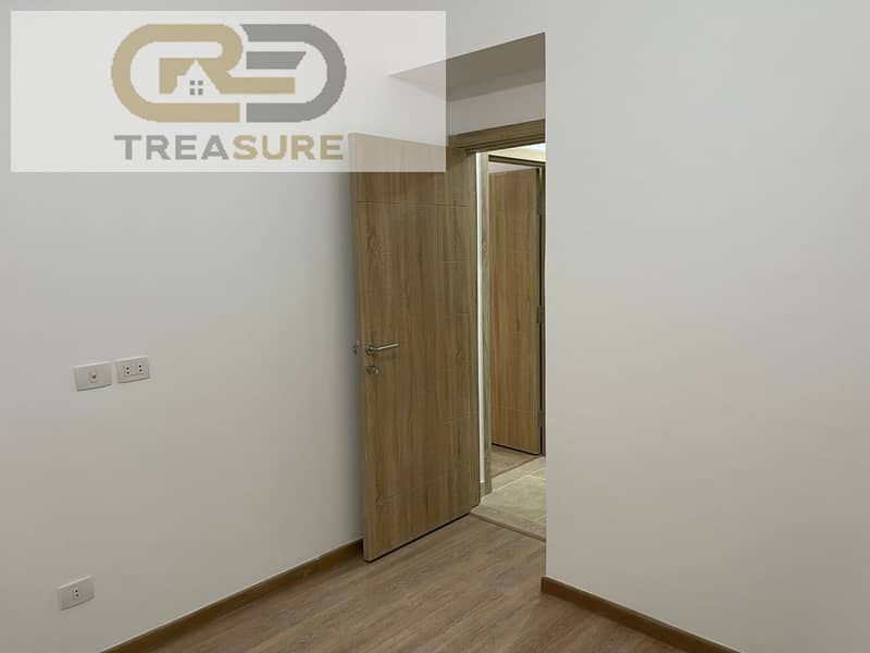 5 WhatsApp Image 2025-12-04 at 12.42. 00 PM (1). jpeg