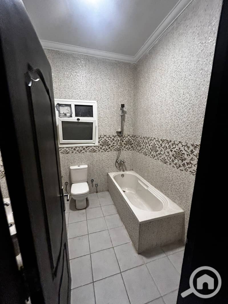 5 WhatsApp Image 2025-12-09 at 12.24. 47 PM (3). jpeg