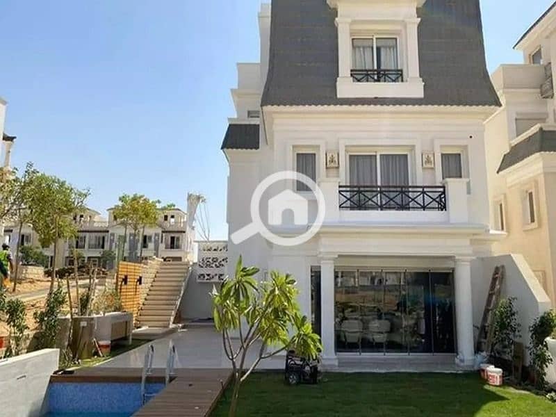 11 تاون-هاوس-للبيع-بمساحة-230-متر-في-ماونتن-فيو-تشيل-أوت-بارك-4. jpg