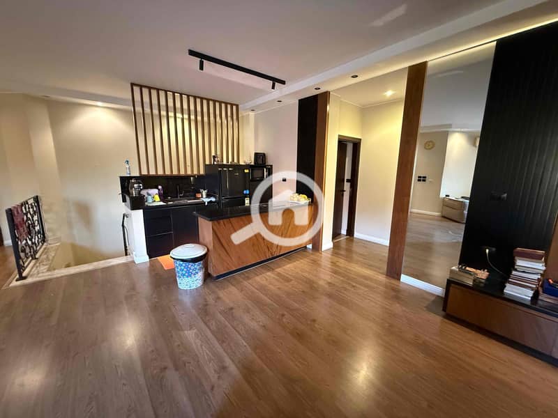 3 1d8612dd-1704-4626-9944-2b6dc610e4aa. jpg