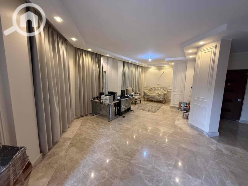 4 39e6b66b-c568-436f-acb1-1339260c57b9. jpg