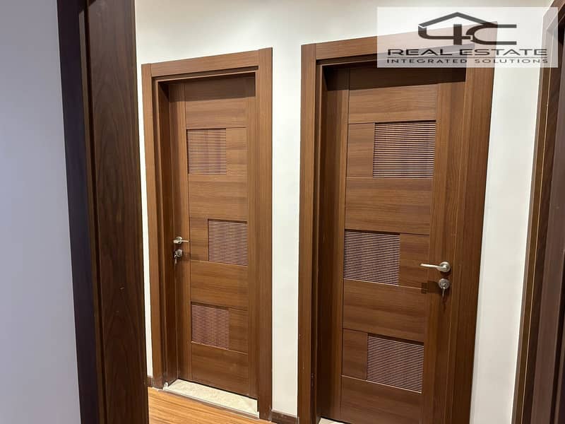 5 WhatsApp Image 2025-12-01 at 11.28. 28 PM (3). jpeg