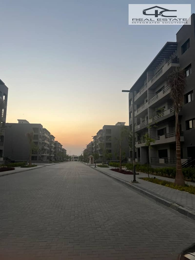 8 e9521a27-c9f2-49eb-b289-0af7bc301e04. jpeg