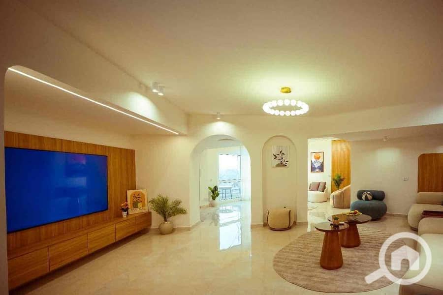 8 f9f34a90-a0d3-484e-80df-4f90edc44ec9. jpg