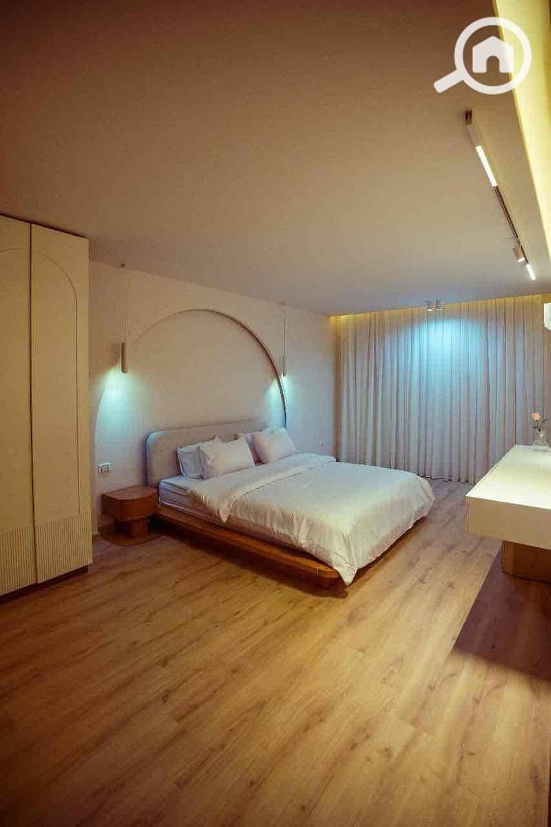 15 824ee675-8b6e-40fe-a234-ccd0a9caadc2. jpg