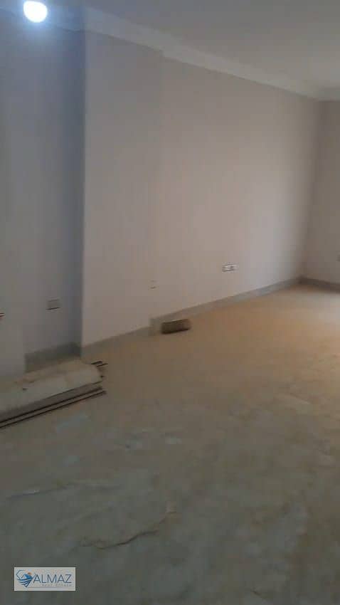 17 WhatsApp Image 2025-12-09 at 12.45. 14 PM (3). jpeg