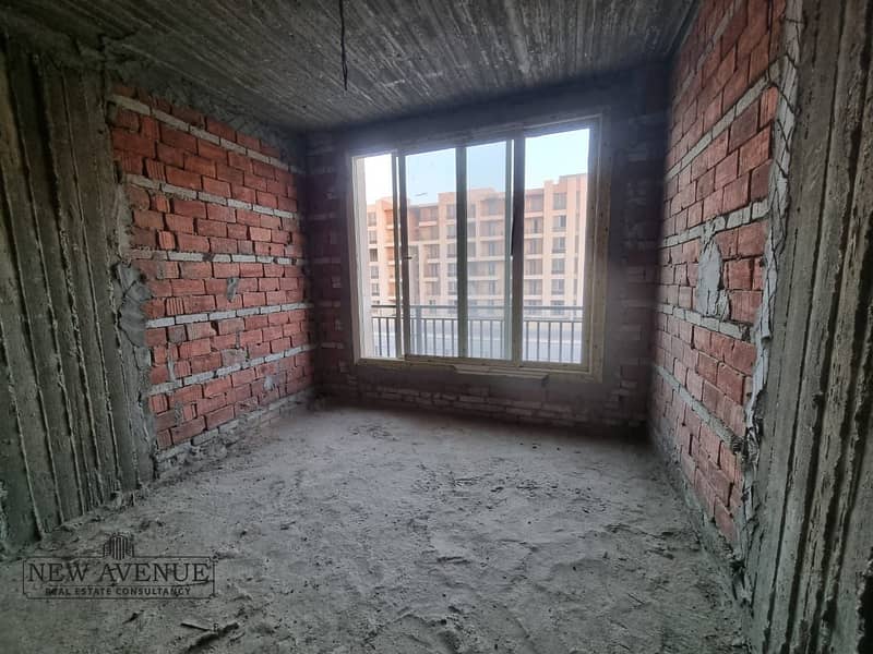 7 WhatsApp Image 2025-12-08 at 12.14. 48_b1ad62e2. jpg