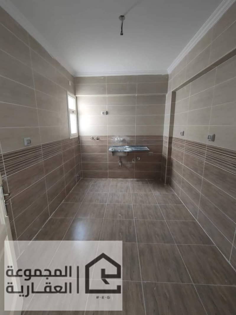 5 a41ad3b7-516d-42e2-a9f0-297a5afa0d6c. jpg