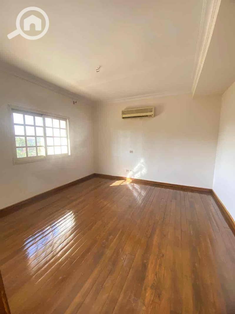 2 2e651bb1-142d-497e-b5ce-139272b61ae1. jpg