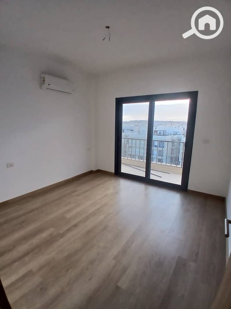 4 WhatsApp Image 2025-12-08 at 6.25. 42 PM (1). jpeg