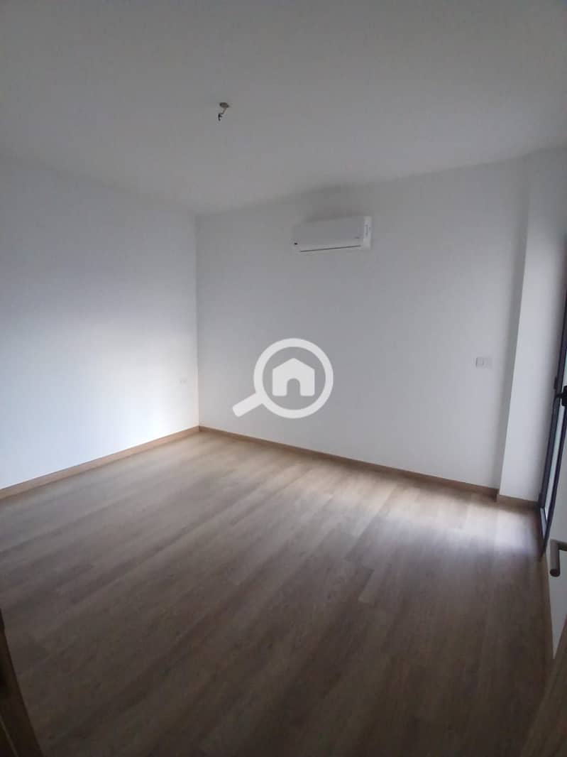 6 WhatsApp Image 2025-12-08 at 6.25. 44 PM (3). jpeg