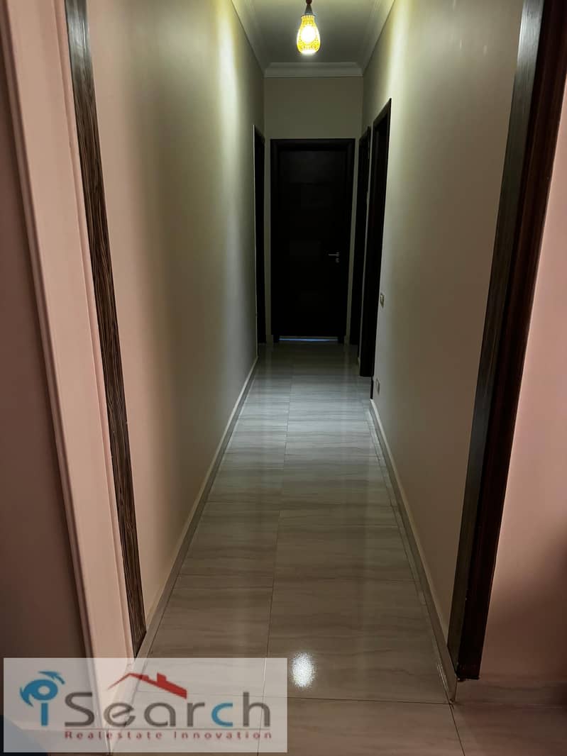 4 WhatsApp Image 2025-12-07 at 22.05. 20_cd88174c. jpg