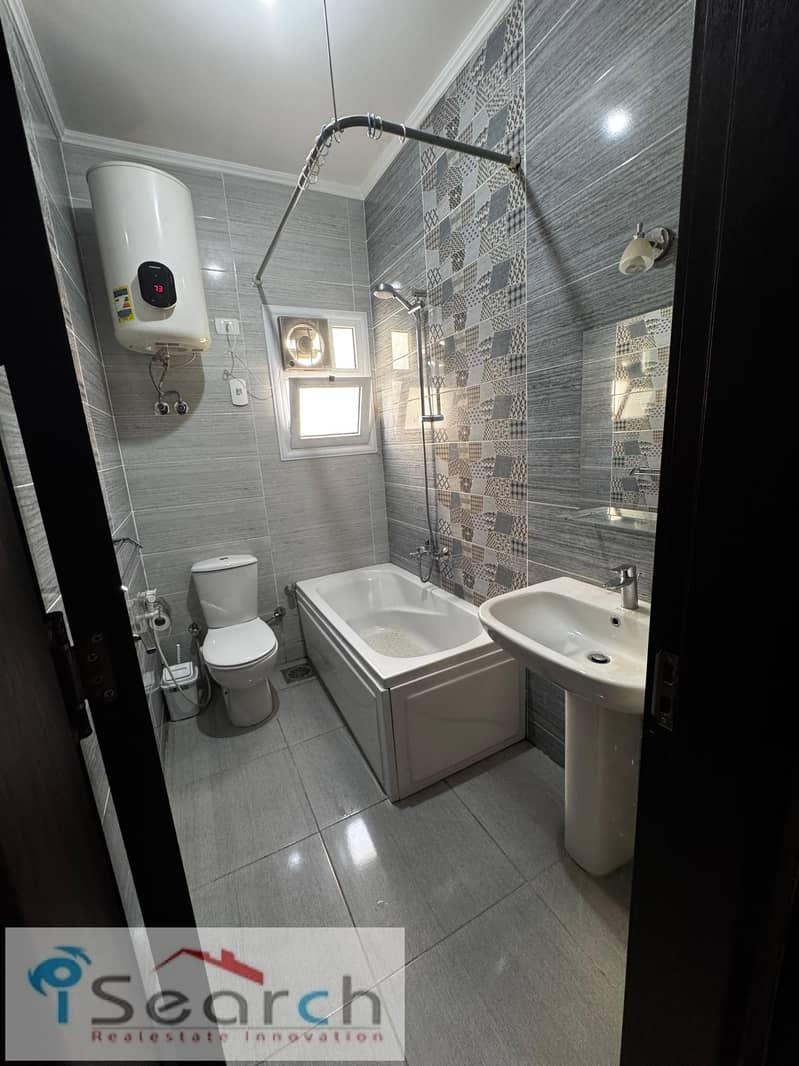 9 WhatsApp Image 2025-12-07 at 22.05. 20_4ec8e773. jpg