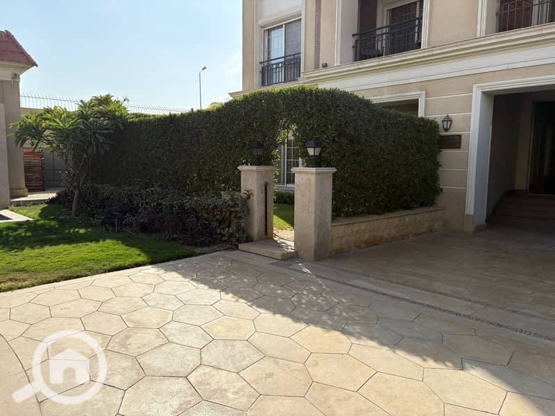 2 WhatsApp Image 2025-12-08 at 4.56. 07 PM. jpeg