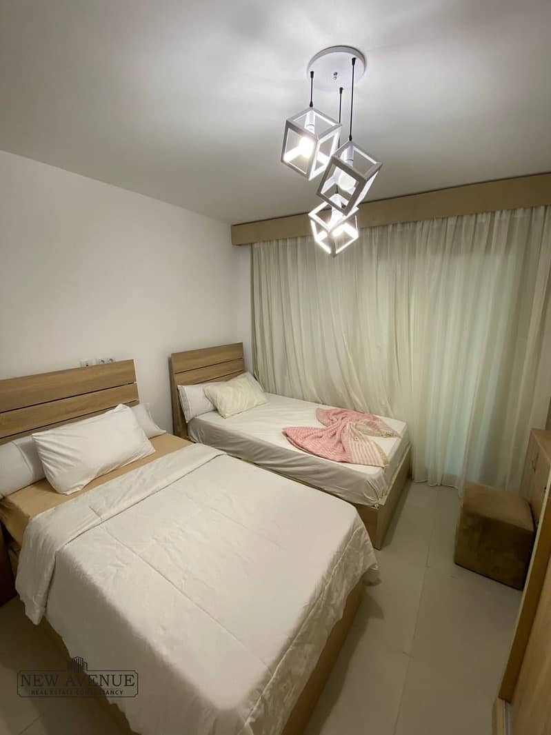 5 WhatsApp Image 2025-12-08 at 12.10. 57_35a5bfc2. jpg