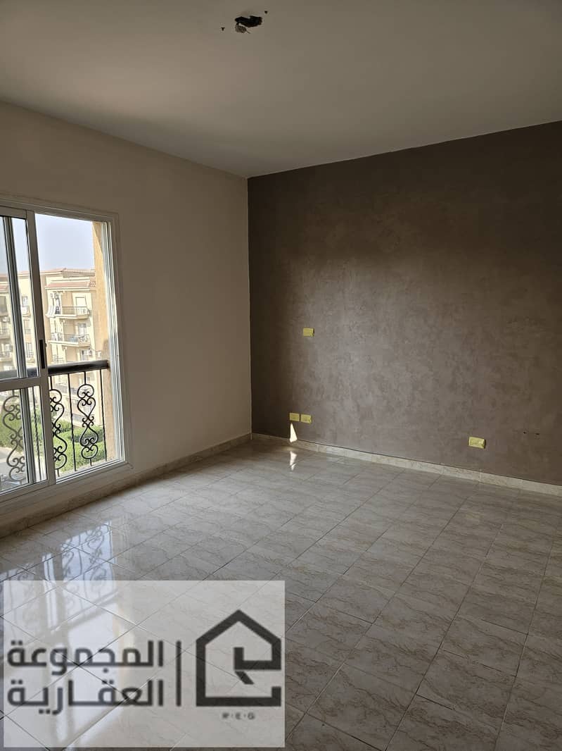 4 689d1252-9622-44bf-a033-f86c0e1151c7. jpg