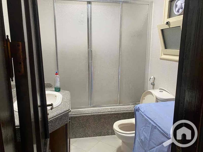 10 aed29b57-ba5f-41ee-b113-053a57e0ddf1. jpg