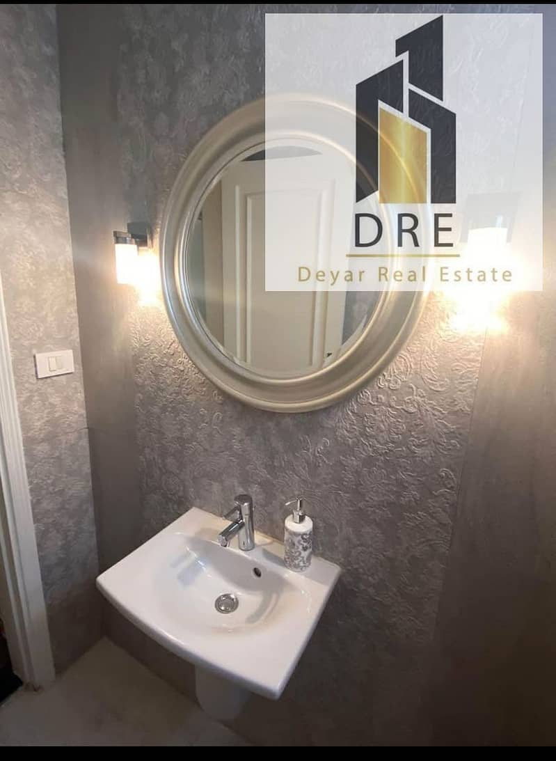 10 6bee4c7a-8760-4946-b705-a4d748420243. jpg