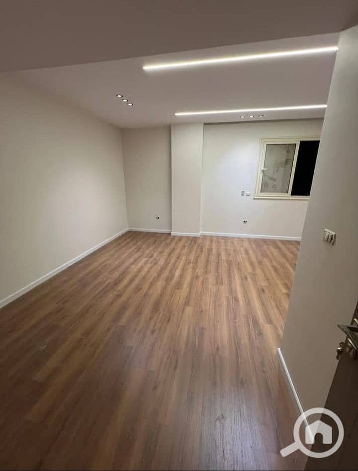 f8a4a677-ee20-4575-a474-518fec754d13. jpeg f8a4a677-ee20-4575-a474-518fec754d13. jpeg