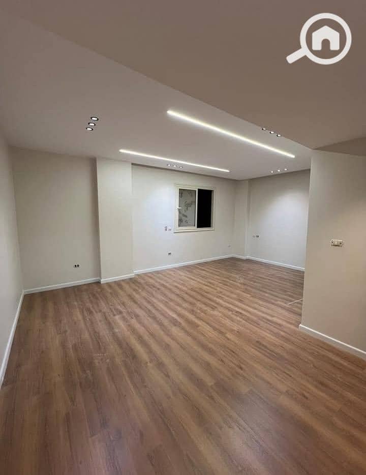 2 8a19e942-7346-45b7-98a2-da287f8a4ef0. jpeg