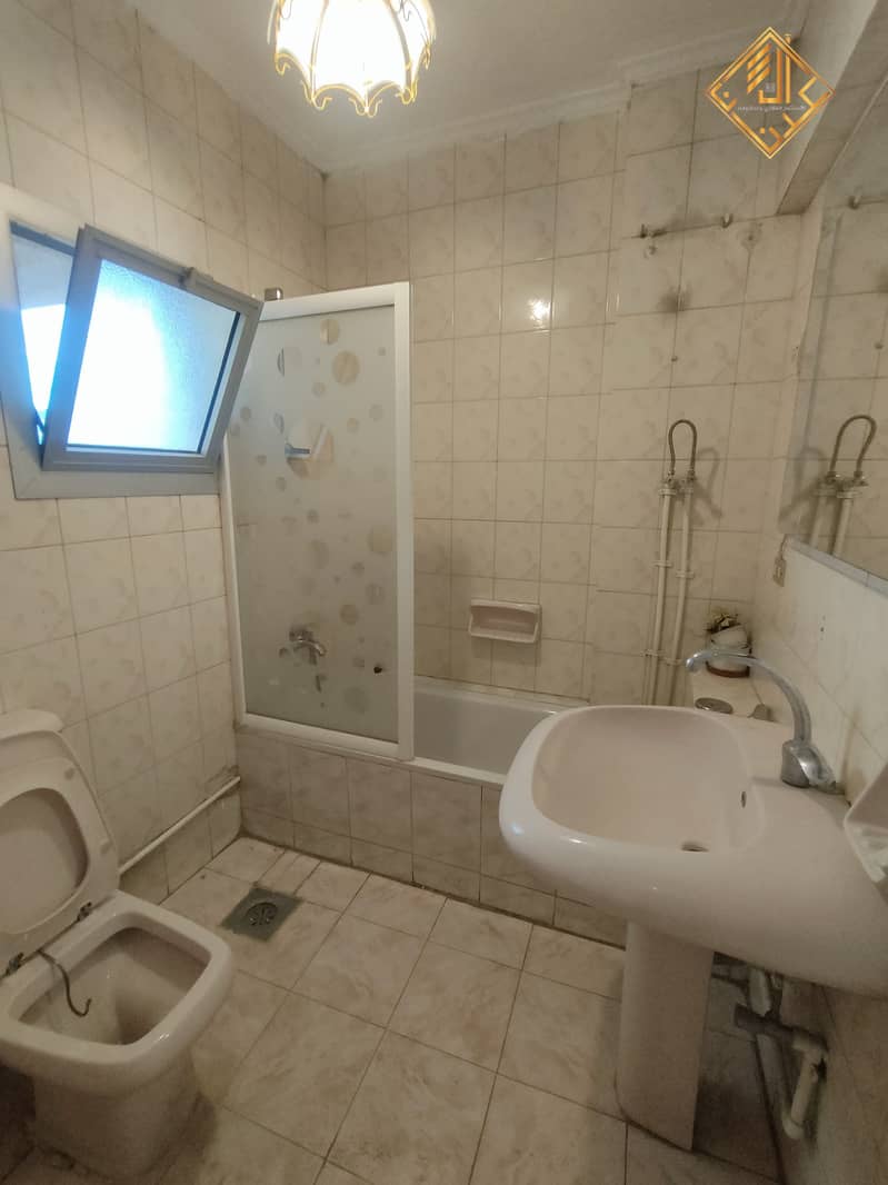 10 WhatsApp Image 2025-07-03 at 19.44. 15 (1). jpeg