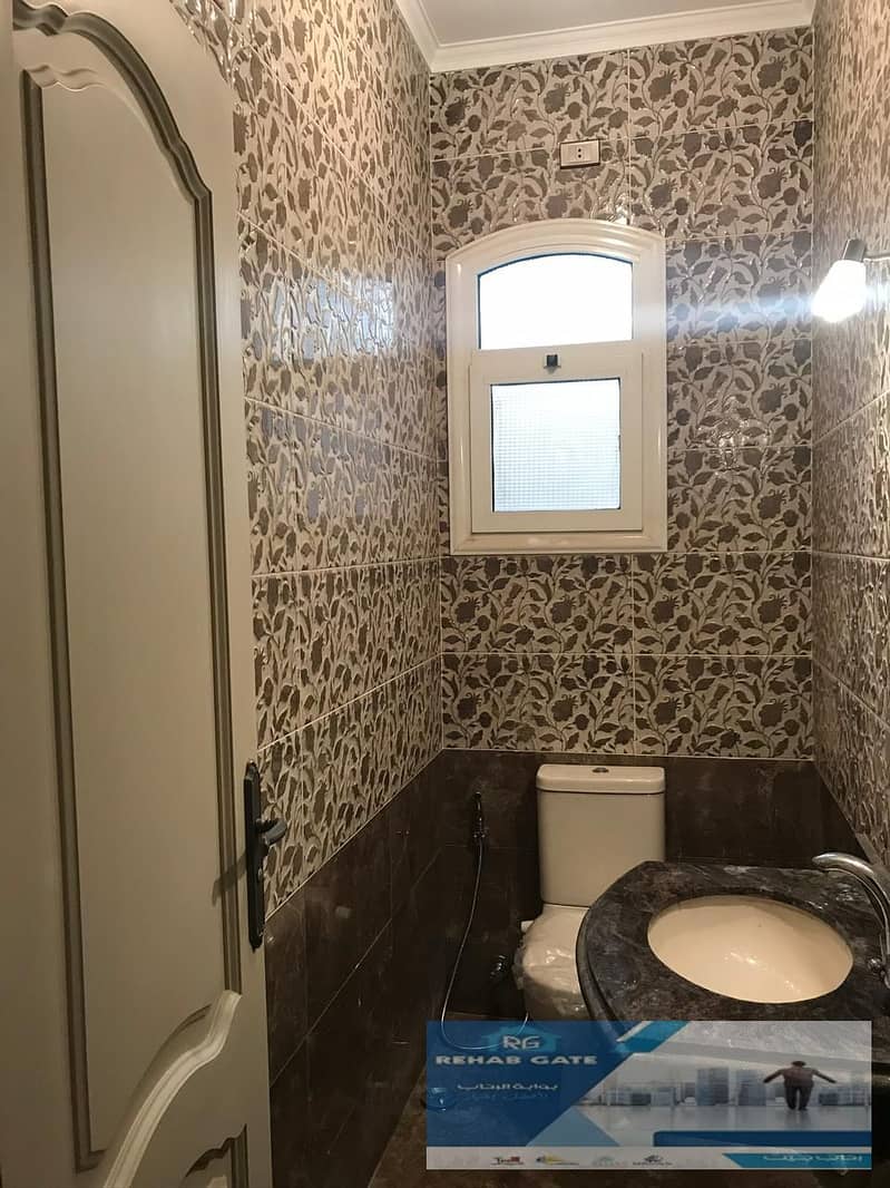 11 ab18cf97-895f-47fd-b42d-837ade76a8d2. jpg