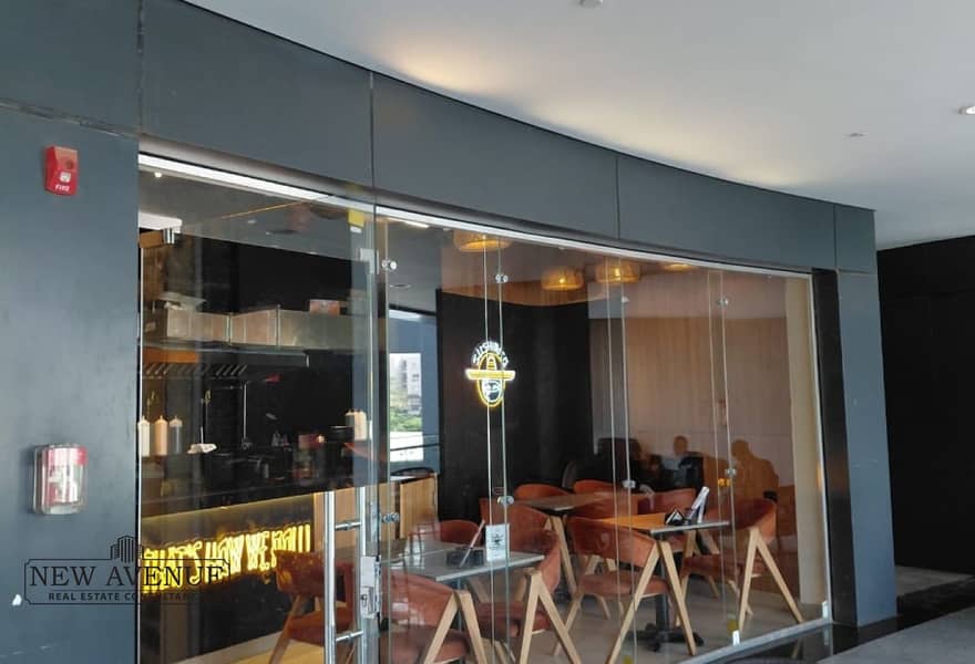 4 bb752e5a-0d9d-4803-91d8-a0feb8306ceb. jpg