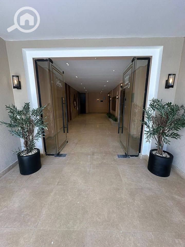 9 468289455_8808068955942582_1422613454886096025_n. jpg