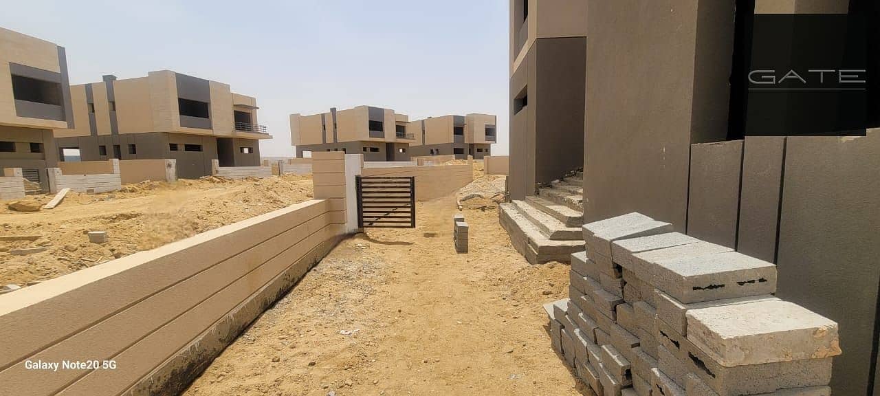 7 WhatsApp Image 2025-09-15 at 11.47. 03 AM (2). jpg