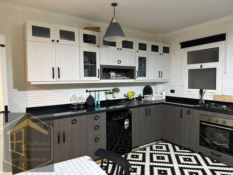 19 WhatsApp Image 2025-12-08 at 20.15. 59. jpeg