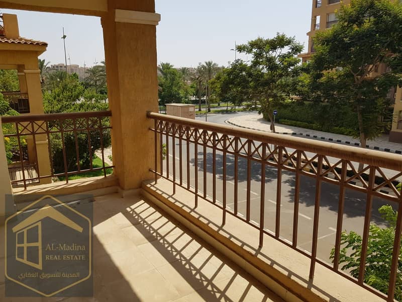 24 WhatsApp Image 2025-12-08 at 20.16. 02 (1). jpeg