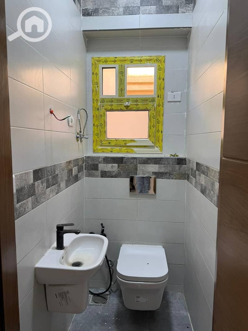 13 WhatsApp Image 2025-12-08 at 10.59. 39 AM. jpeg