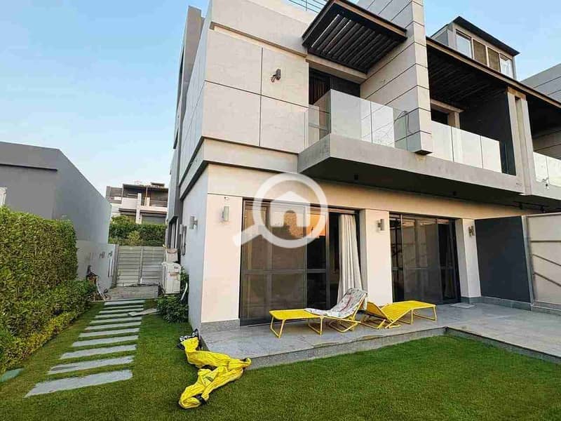 1000618238. jpg 1000618238. jpg