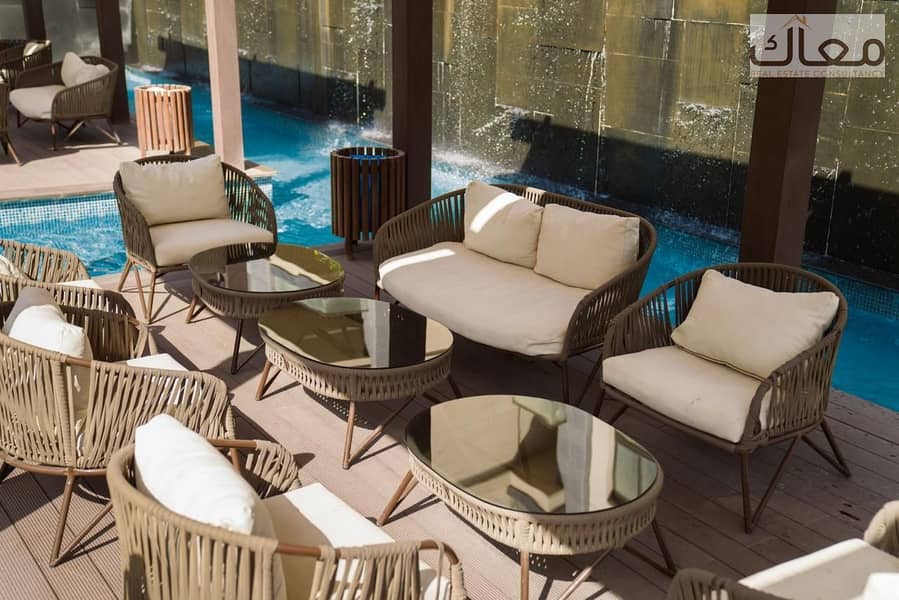 2 4a86861a-a3fe-480b-8c0f-042dbc679bbe. jpg