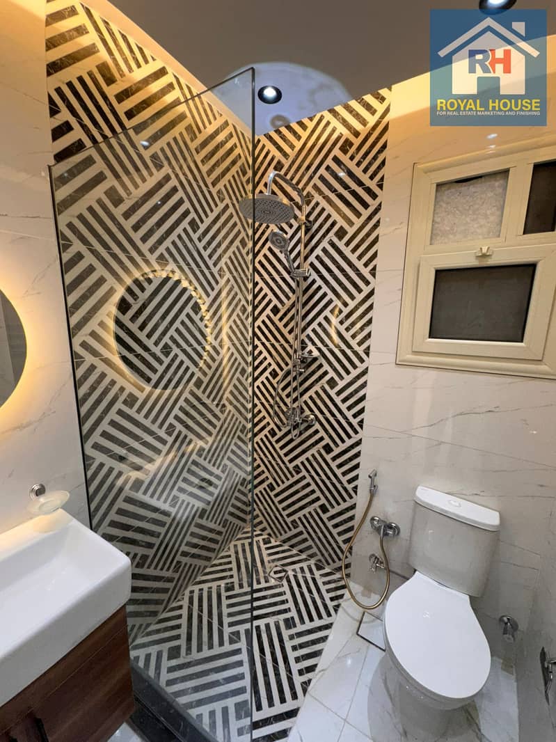 11 e2c337a1-9301-4cc1-a2a4-56570111bb23. jpeg