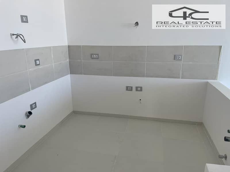 5 WhatsApp Image 2025-12-01 at 2.16. 01 PM. jpeg