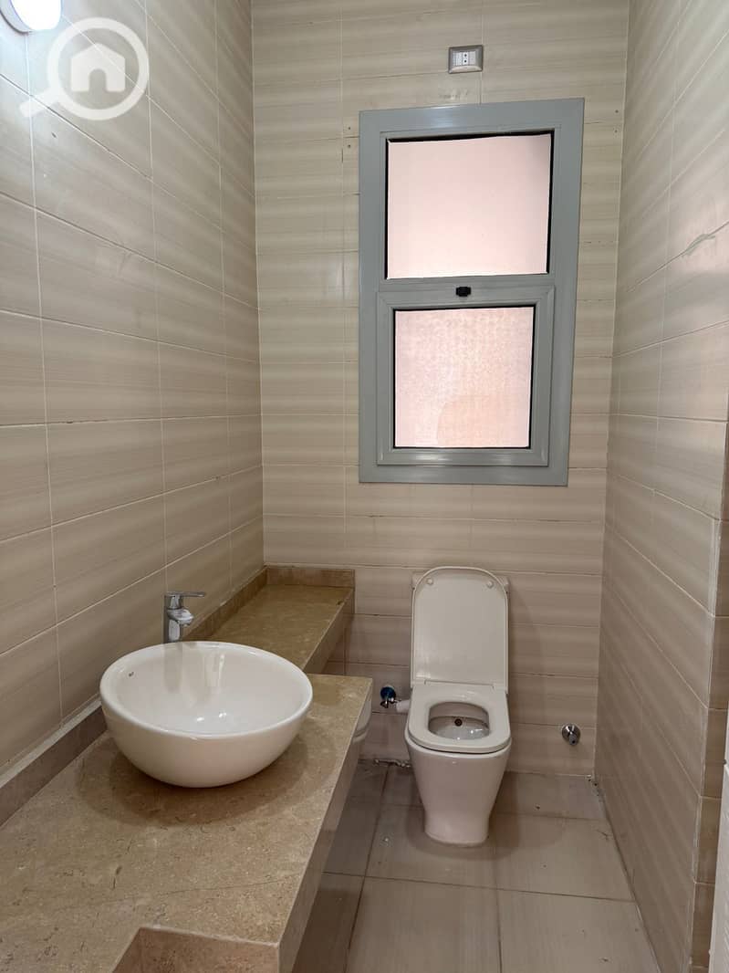 12 WhatsApp Image 2025-12-09 at 2.43. 50 AM (2). jpeg