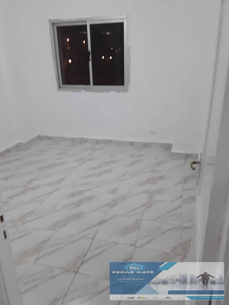 2 429542d5-bf5b-49d7-ad1a-de0c42ce5fcc. jpg