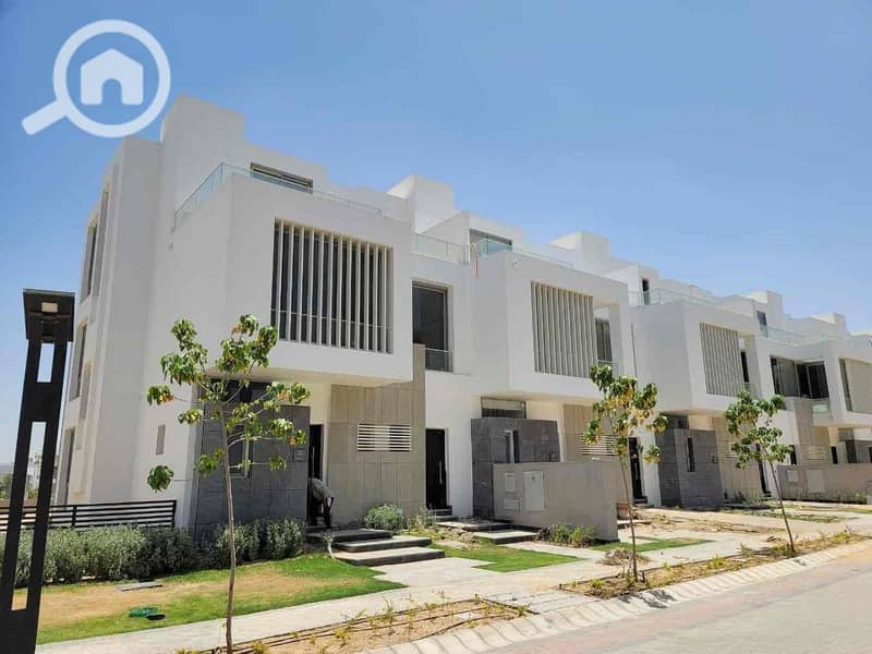 13 ee09f058-1a42-4fb7-b786-46cc306f8441. jpg