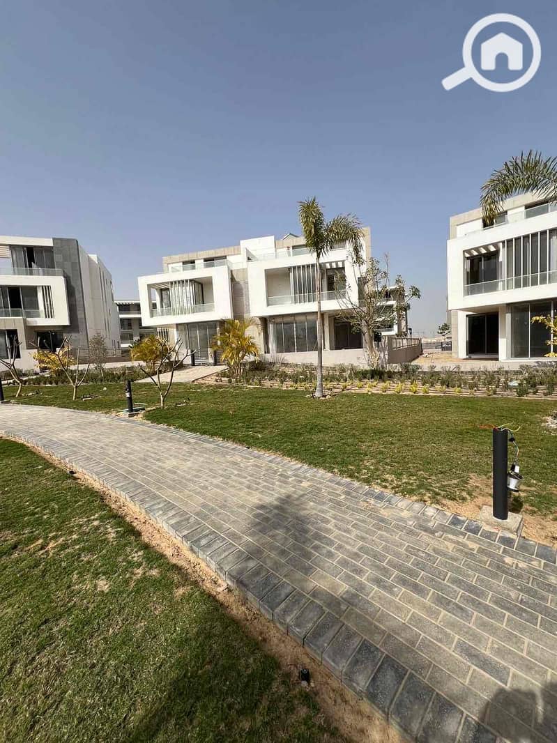 17 91a69fe2-90b8-4fd1-9e9d-fa761bf2979c. jpg