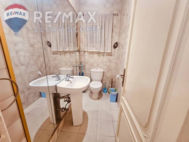 15 989638b7-03bb-4dde-90a2-c89dded2ee9f. jpeg