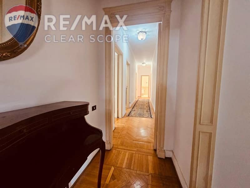 22 cb184da0-3d9f-41c7-a43f-22b18abcdbb5. jpeg